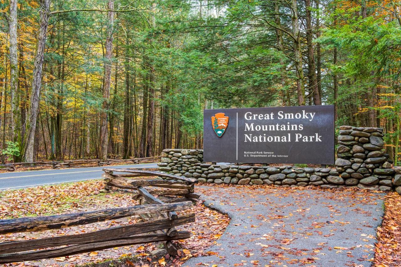 Pine Tree Lodge Gatlinburg Dış mekan fotoğraf
